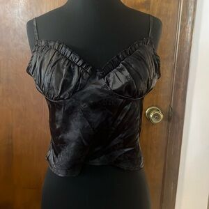 Cute silky top with floral design
